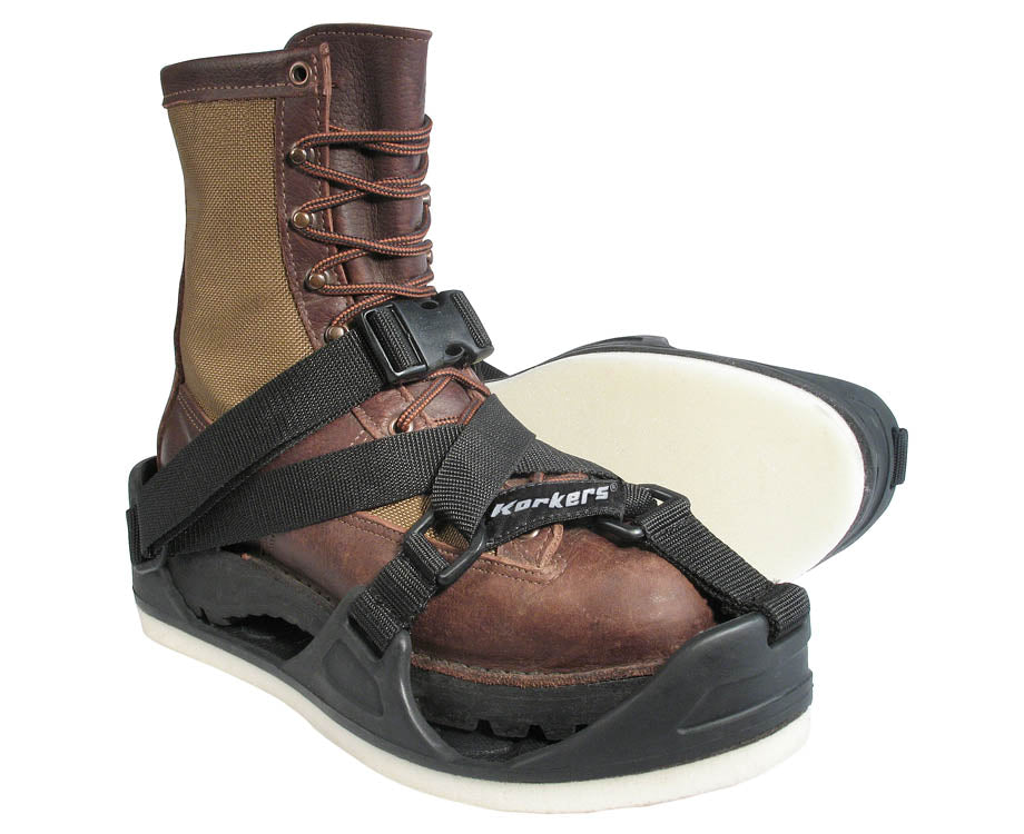 Roof walking outlet boots